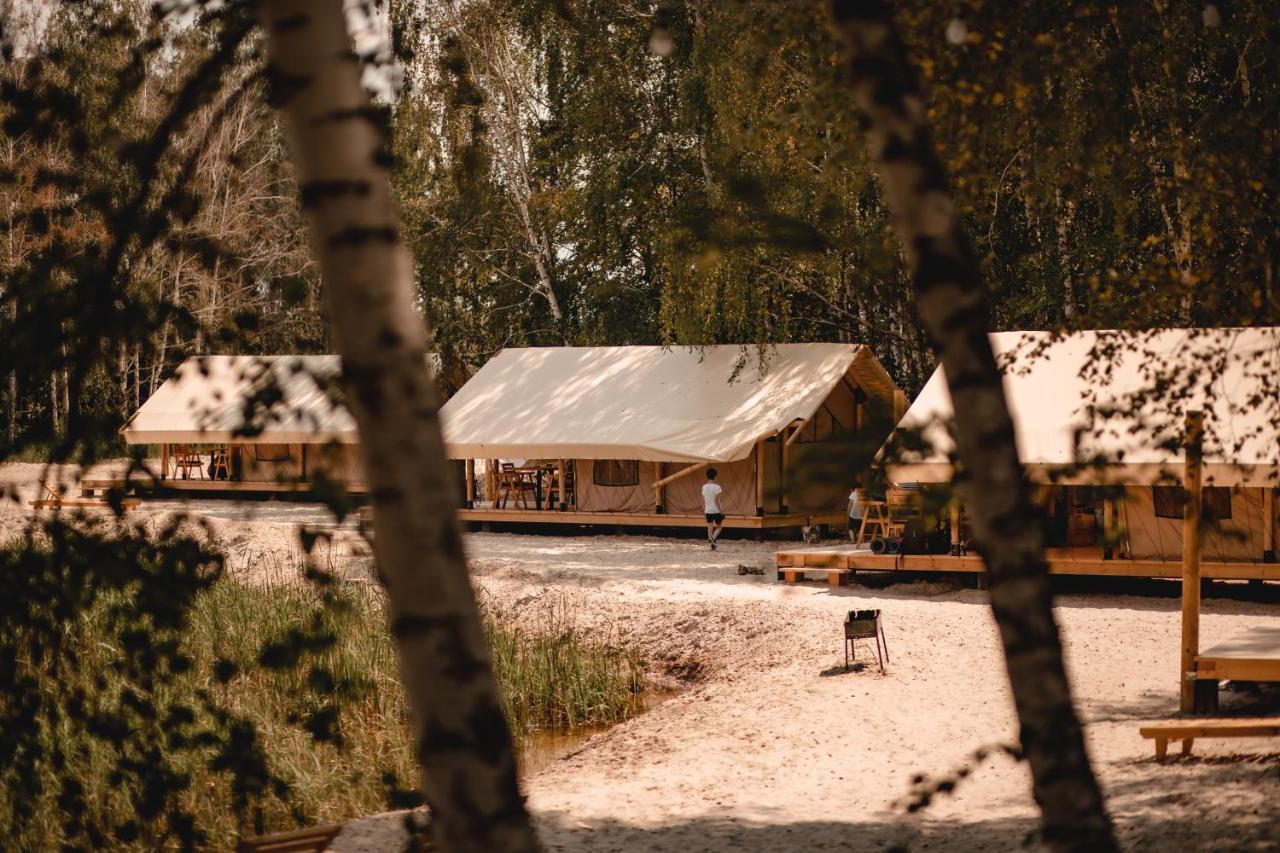 Glamping Mandra Kanev Hotel Leplyavo Exterior photo