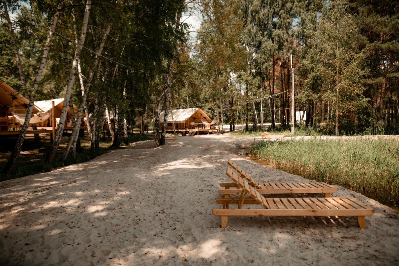 Glamping Mandra Kanev Hotel Leplyavo Exterior photo